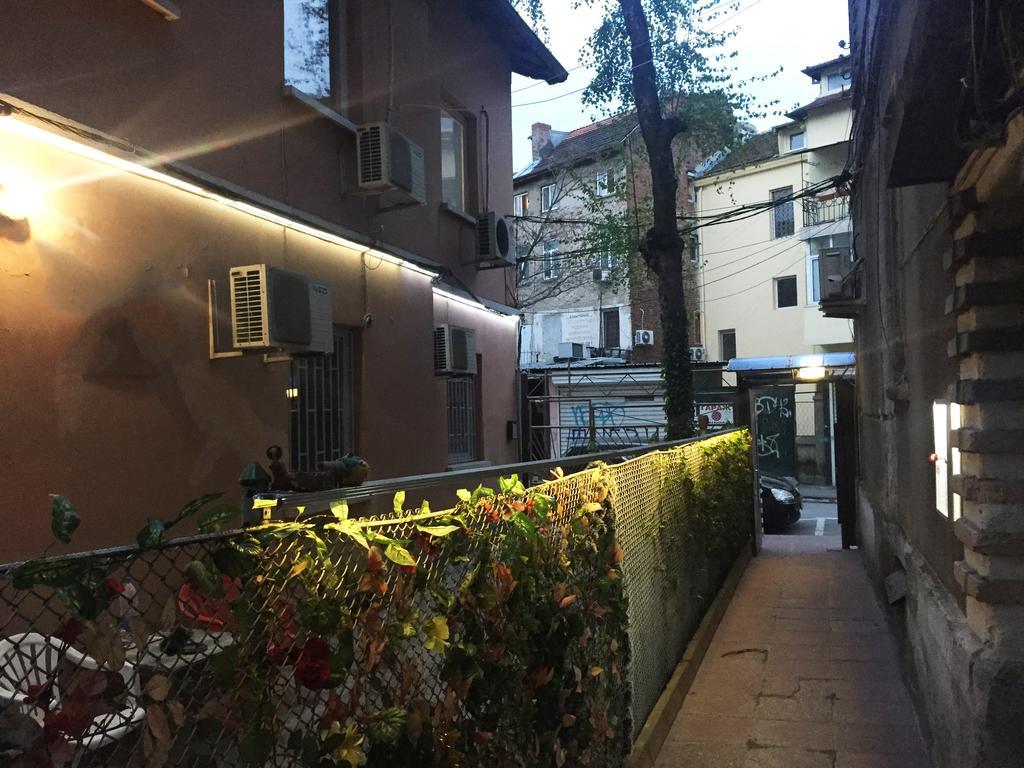 Elegance On A Budget - Rooms For Rent In Sofia Center Bagian luar foto